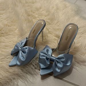 Fashion Nova Bow Heels Size 6.5
